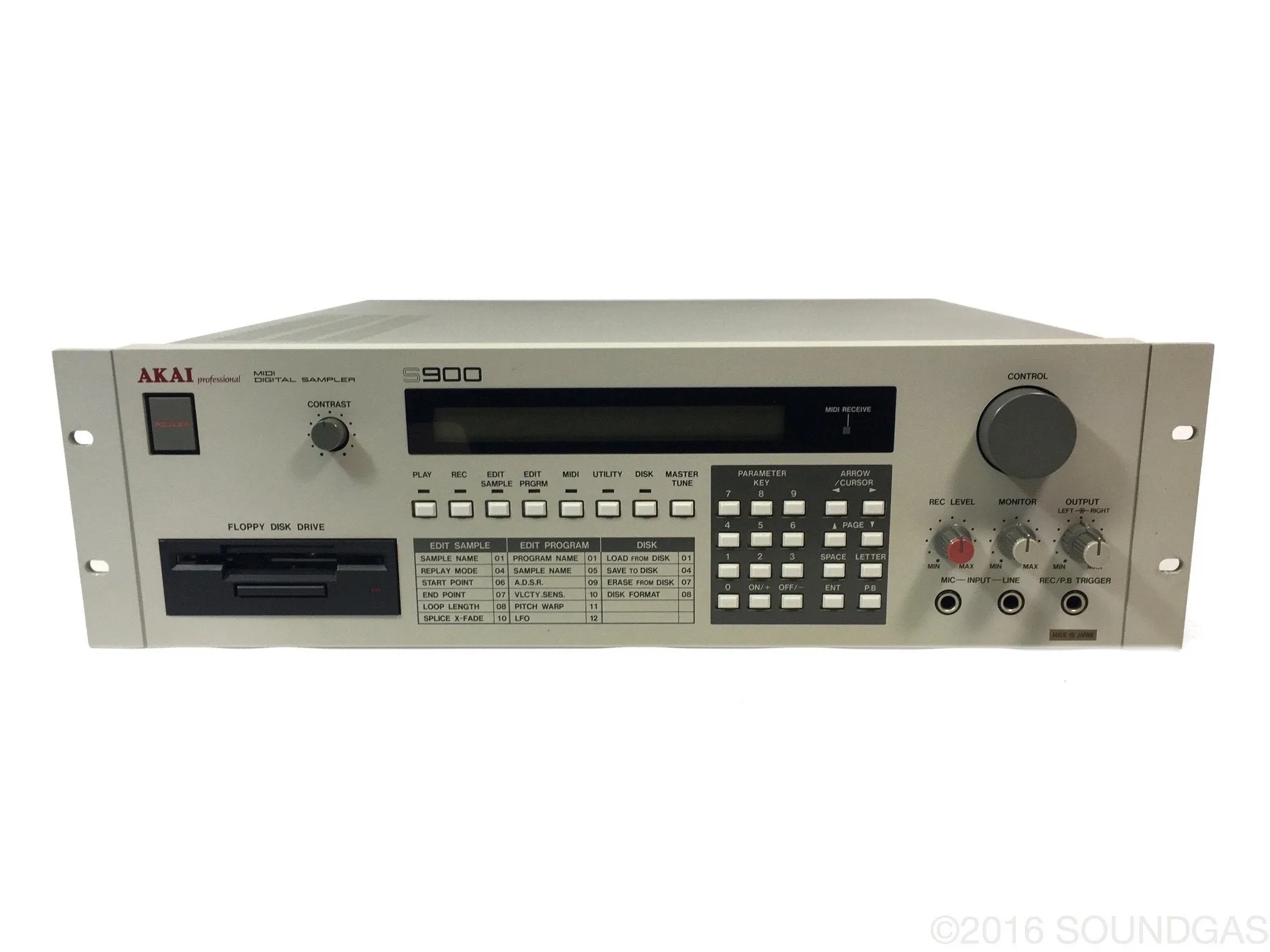 Akai S900 MIDI Digital Sampler