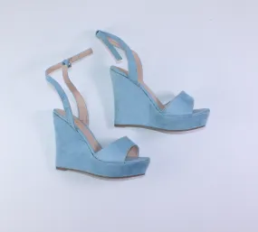 ANNA BLUE SUEDE HEELS LADIES SIZE 5 EUC