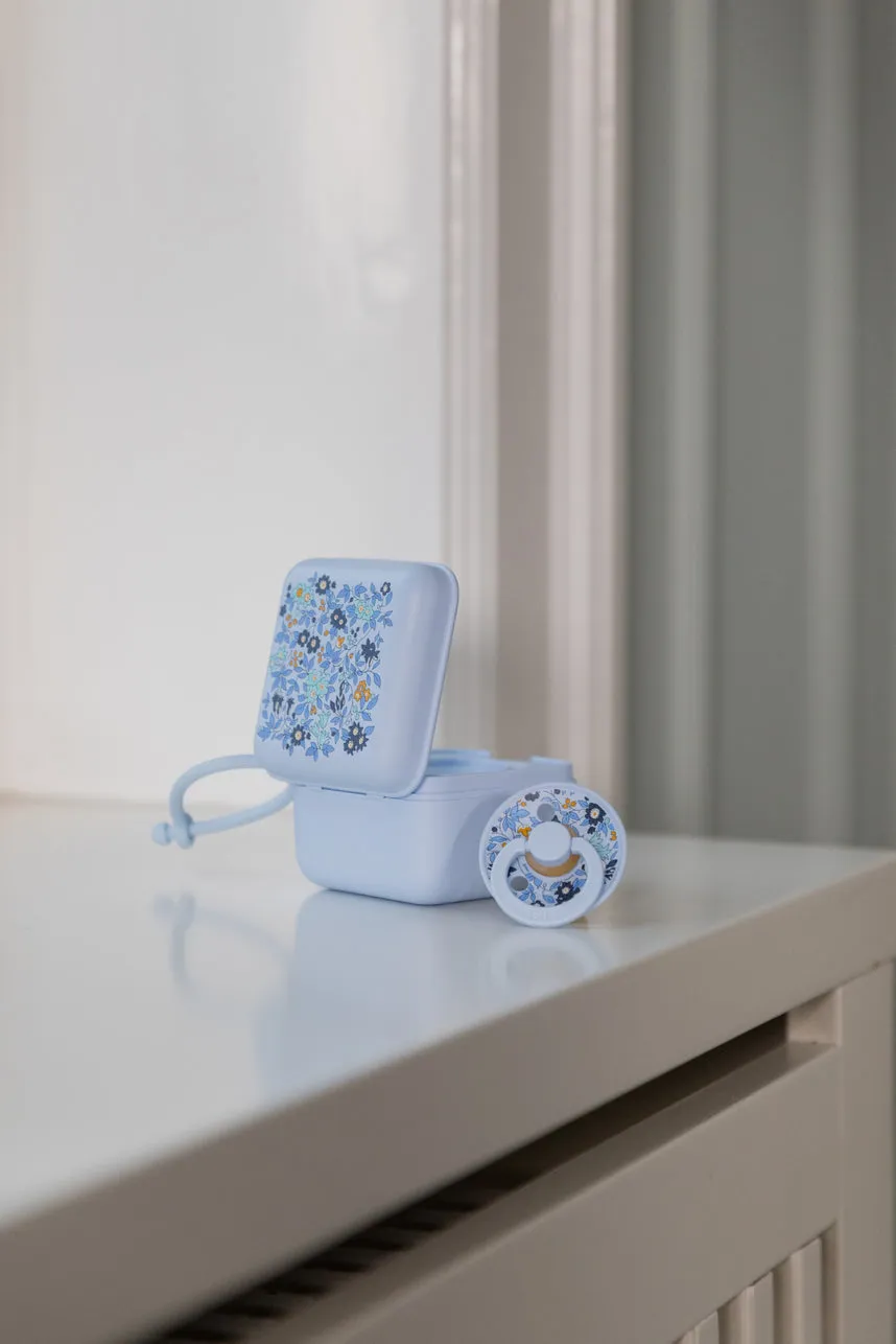 BIBS x LIBERTY Pacifier Box - Chamomile Lawn/Baby Blue