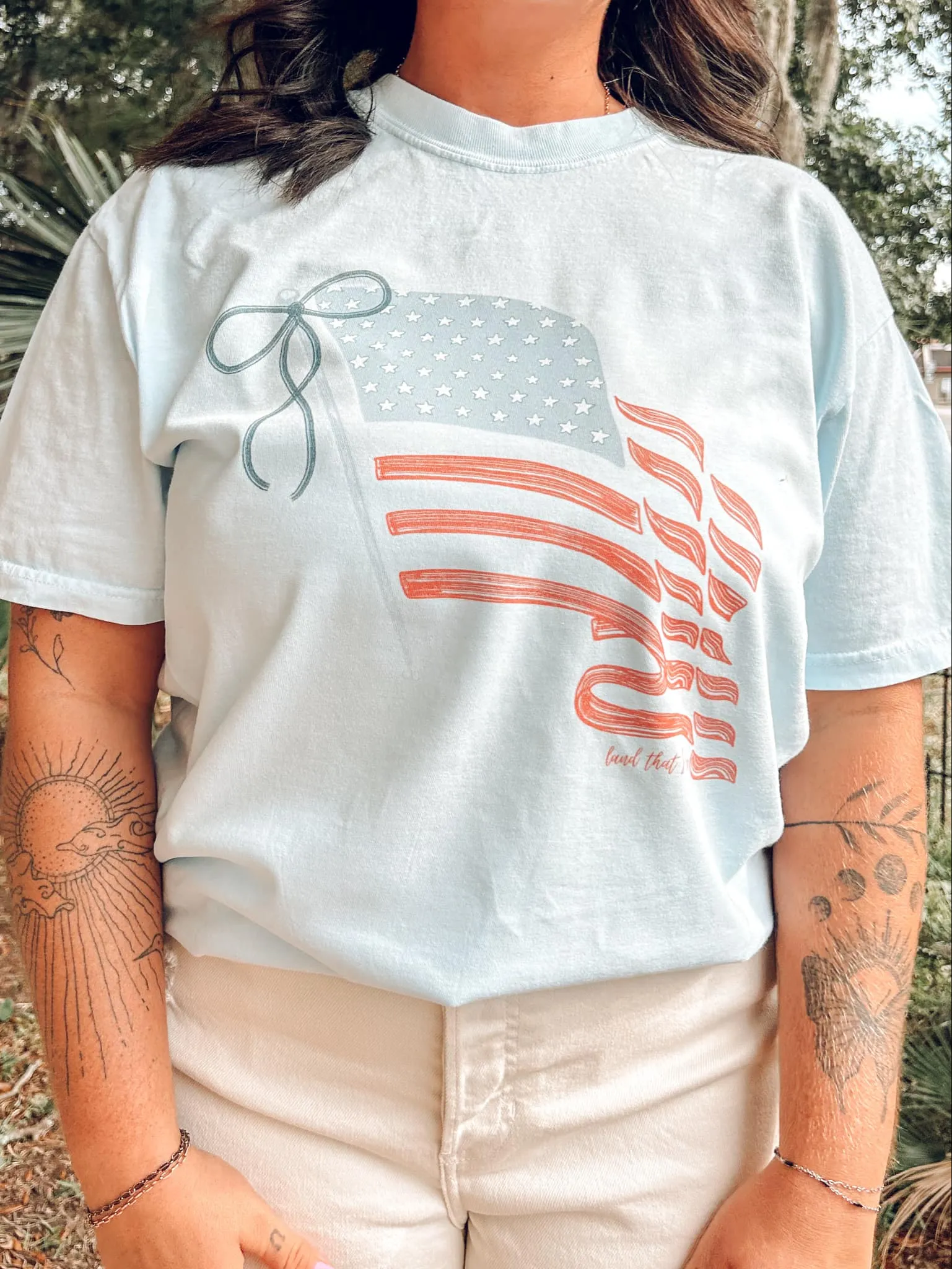 Croquette Bow American Tee | Light Blue