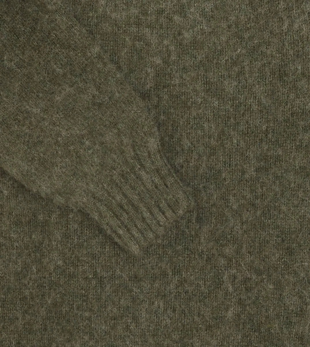 Drake's Brushed Shetland Crew Neck Jumper / Olive