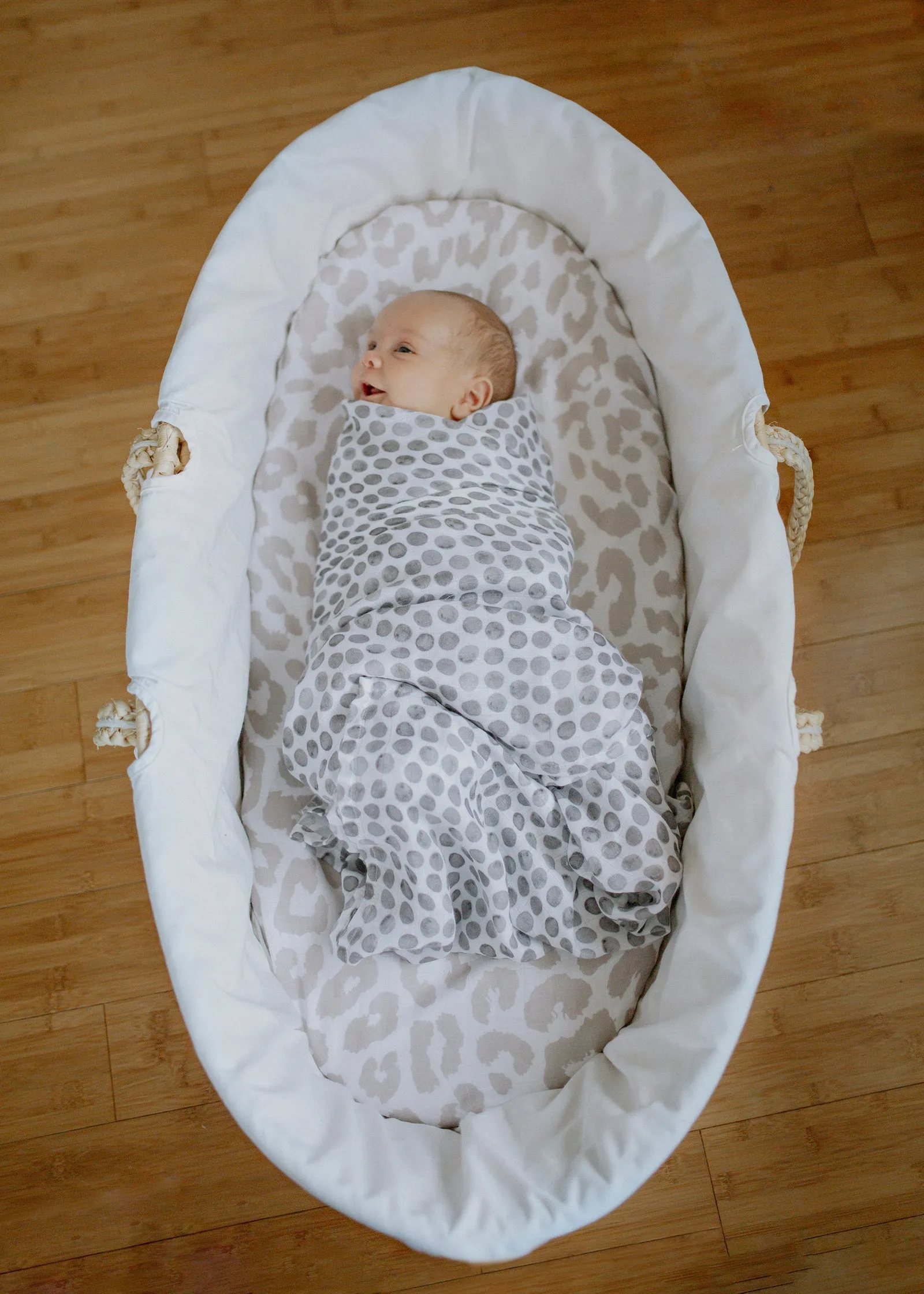 Essential Bamboo Blanket - Leopard Super Soft