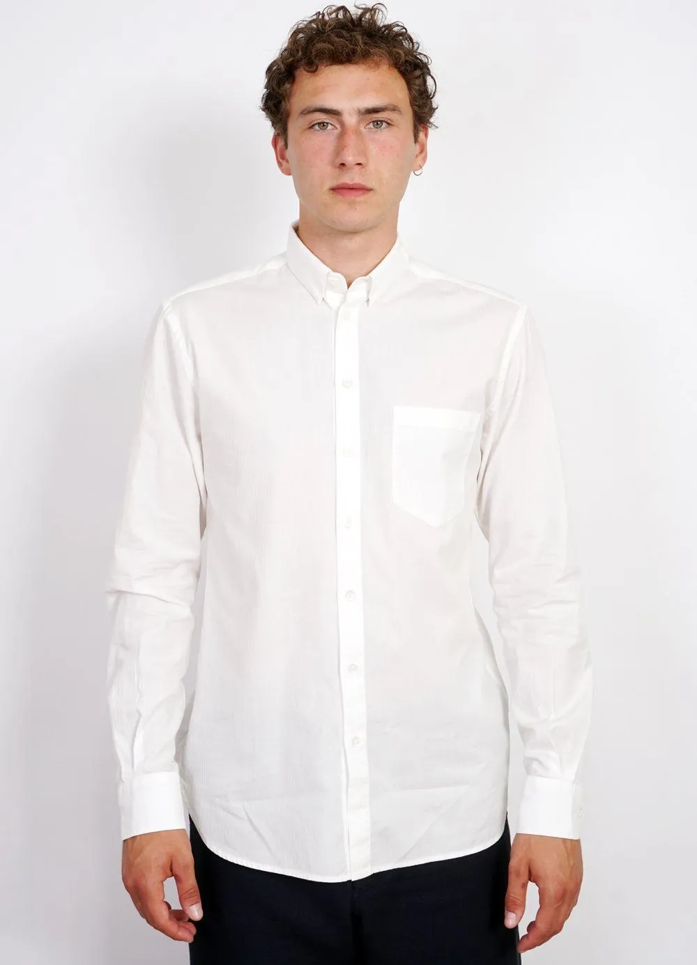 HAAKON | Hidden Button Down Herringbone Shirt | White