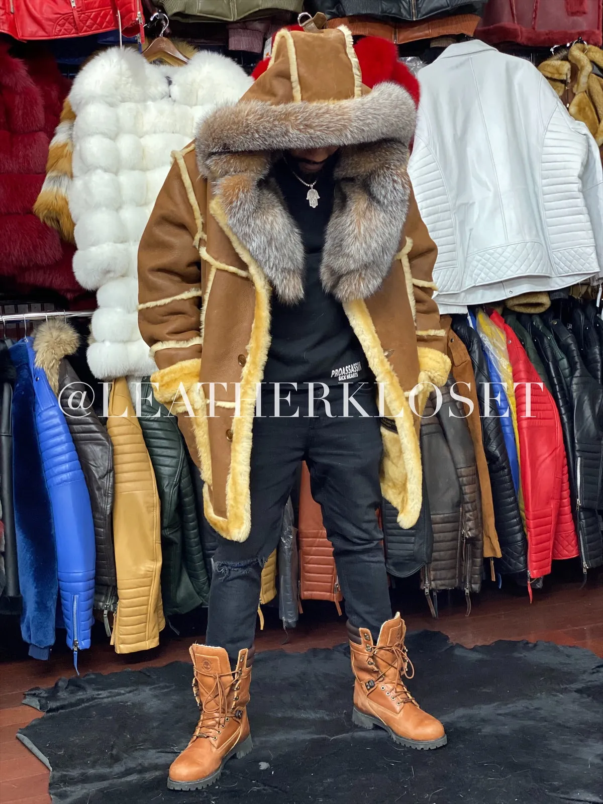 Men's Marlboro Shearling With Oversized Fox Collar