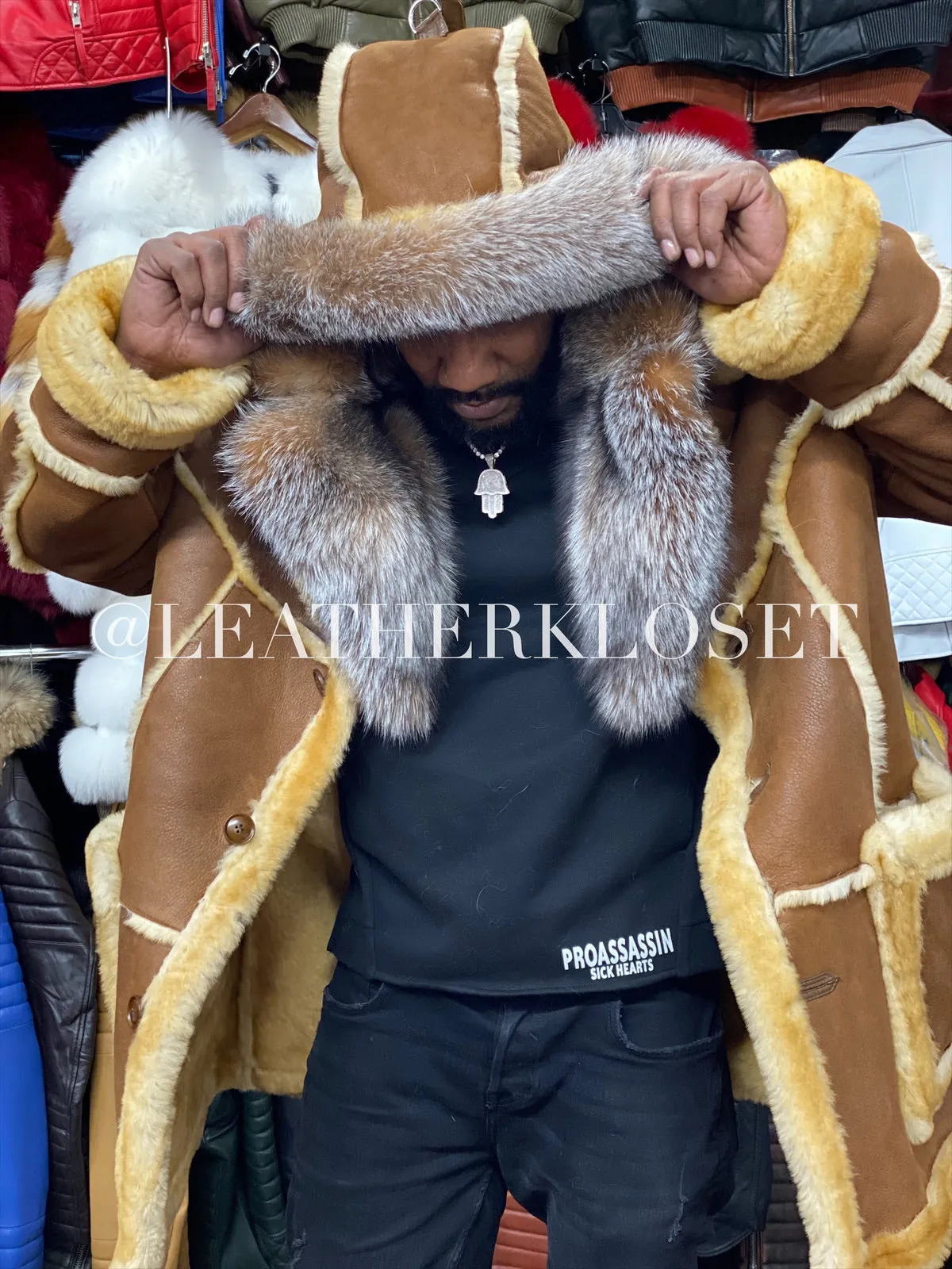 Men's Marlboro Shearling With Oversized Fox Collar