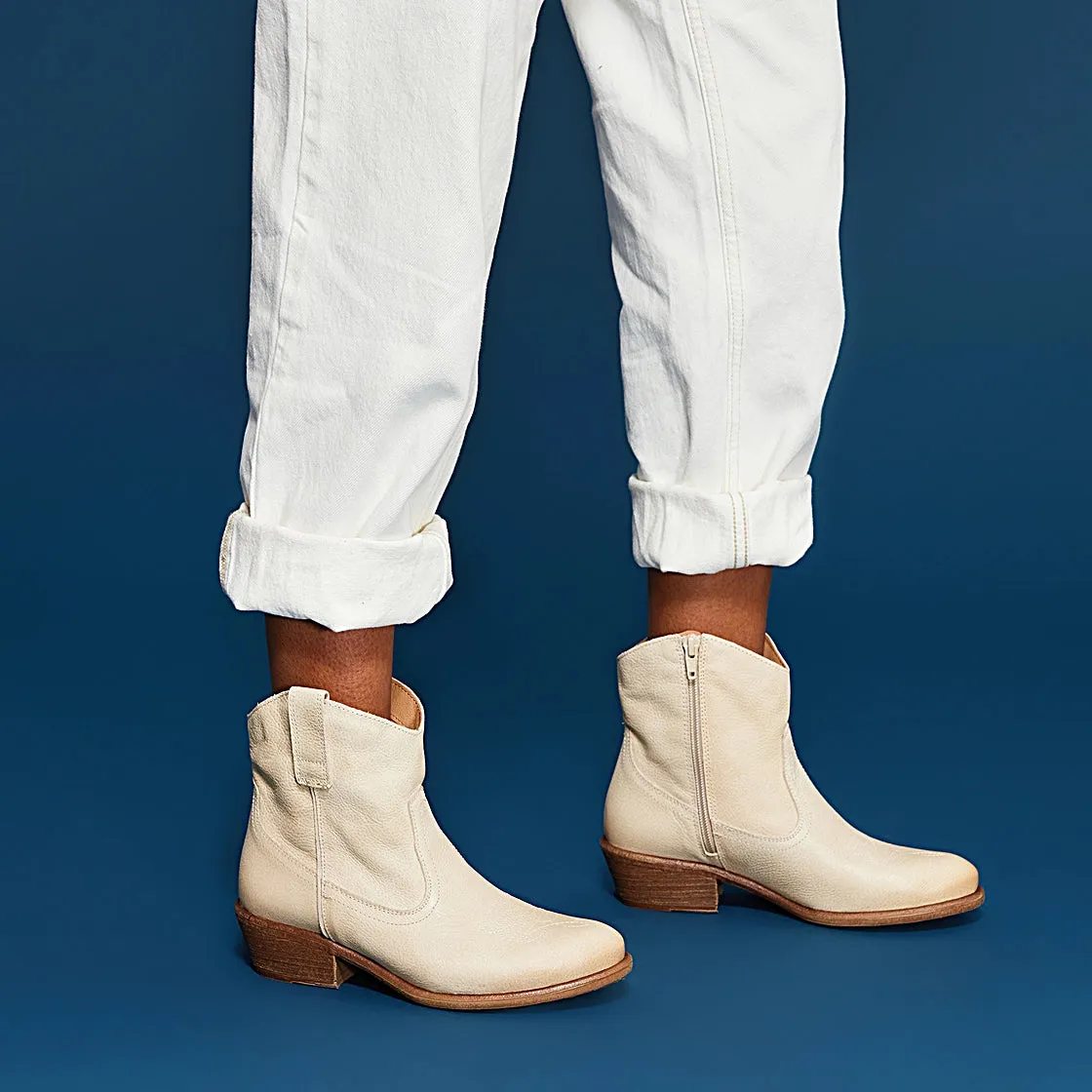 Miz Mooz Carlitos Ankle Boot in Linen