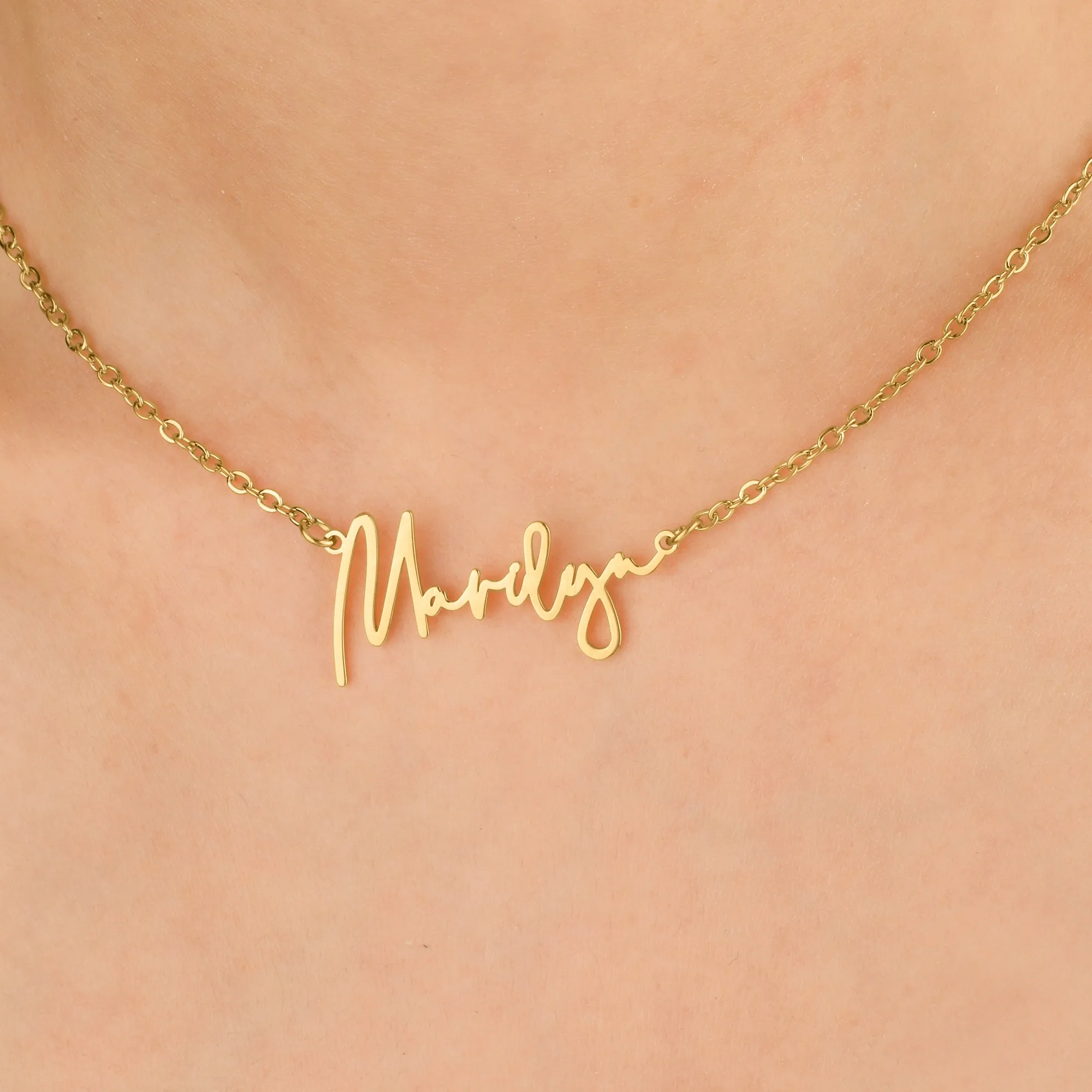 Monroe Name Necklace