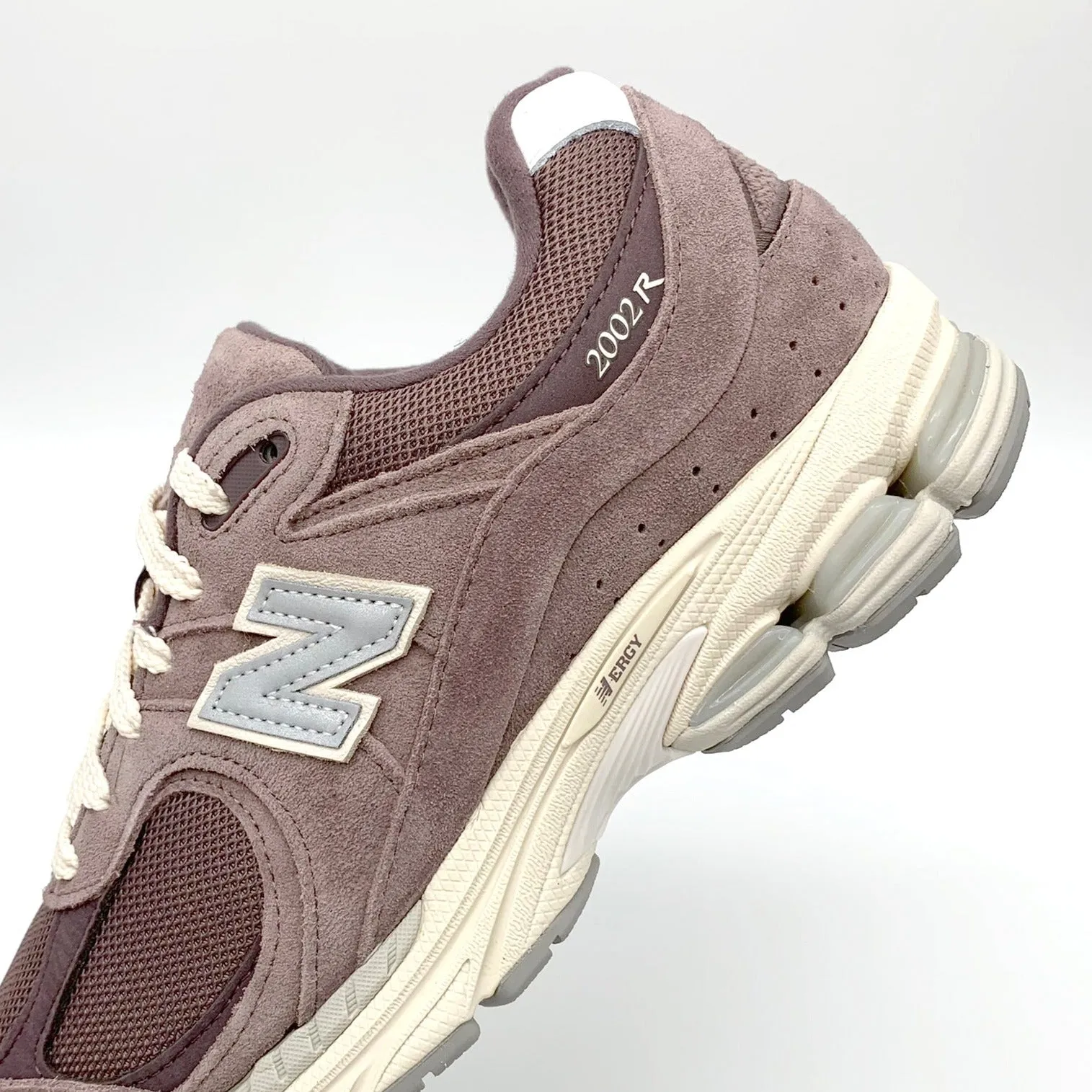 New Balance 2002R Black Fig