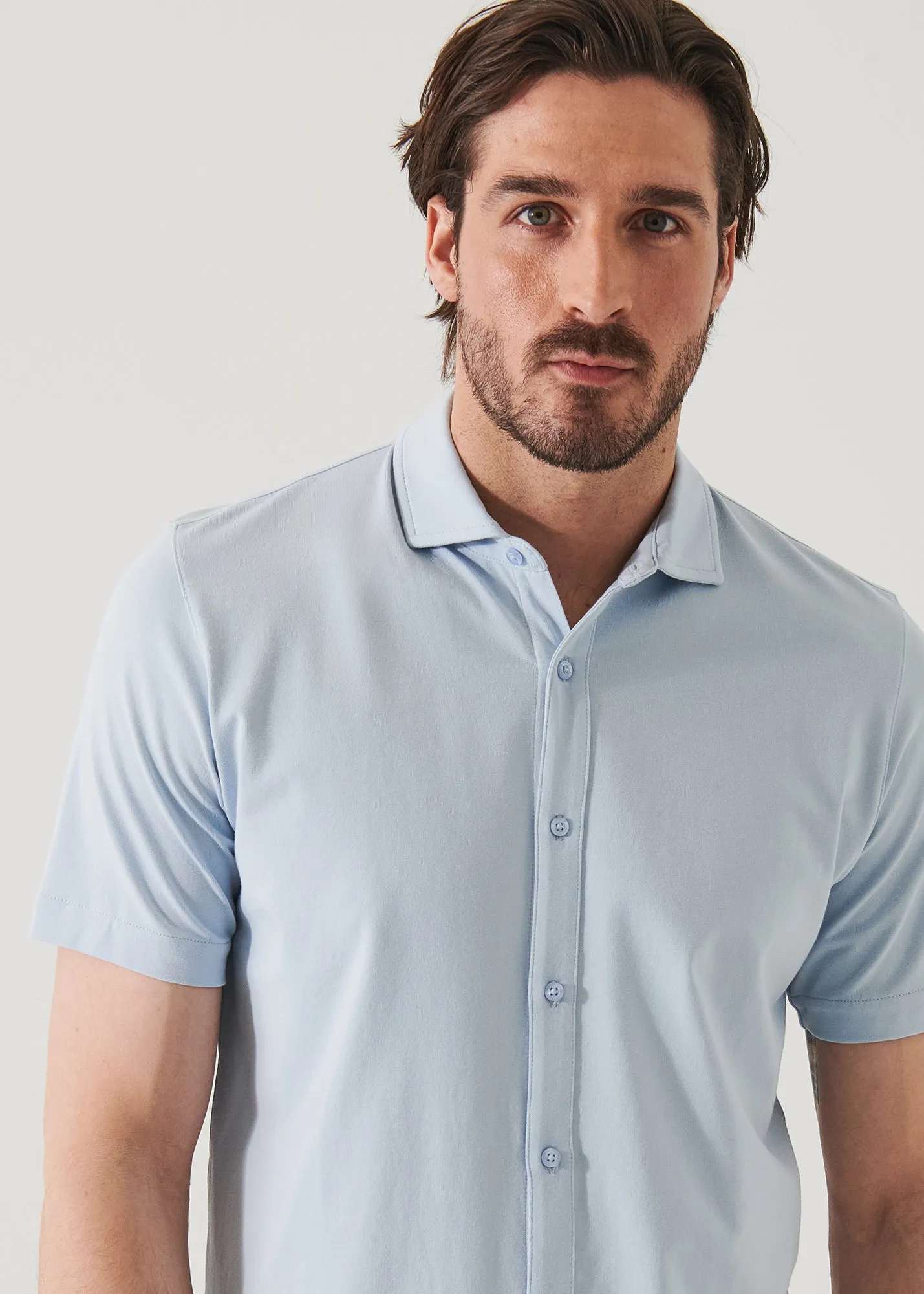 PIMA COTTON STRETCH BUTTON FRONT SHIRT