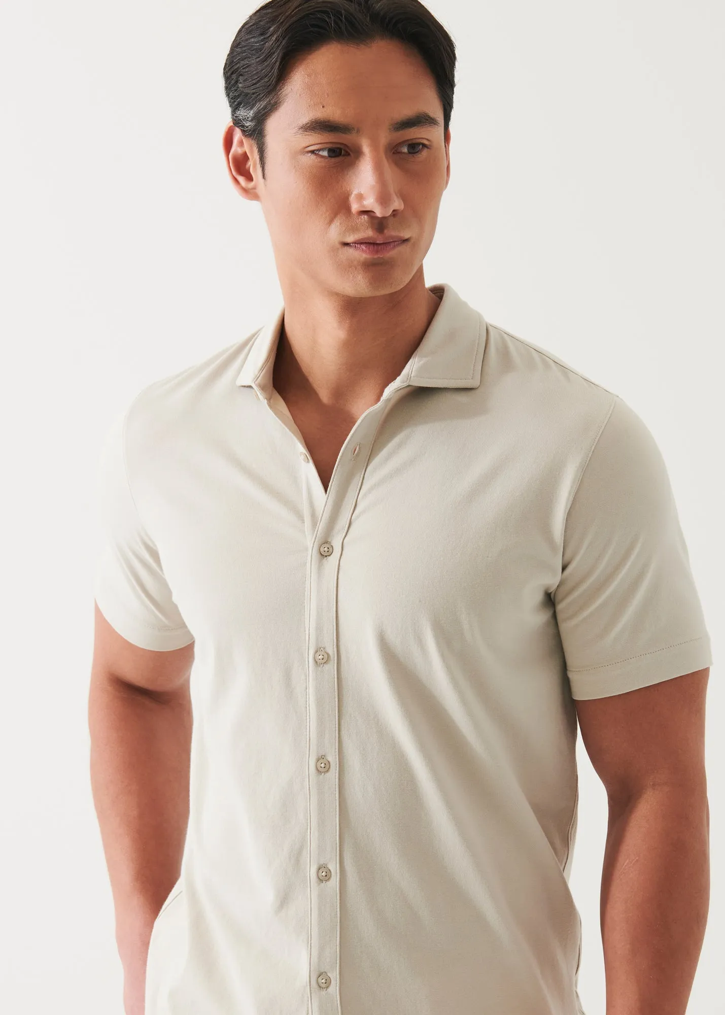 PIMA COTTON STRETCH BUTTON FRONT SHIRT