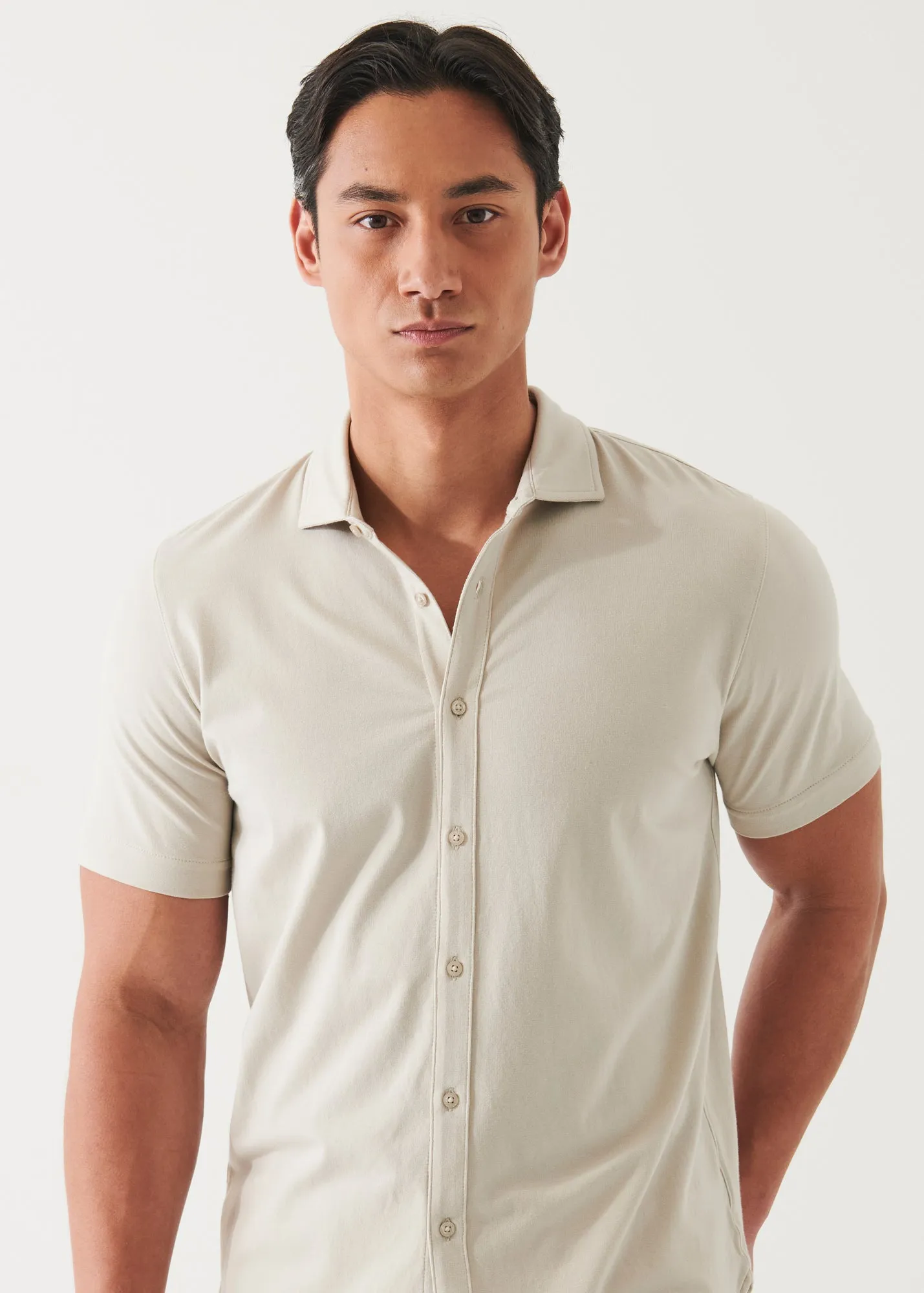 PIMA COTTON STRETCH BUTTON FRONT SHIRT