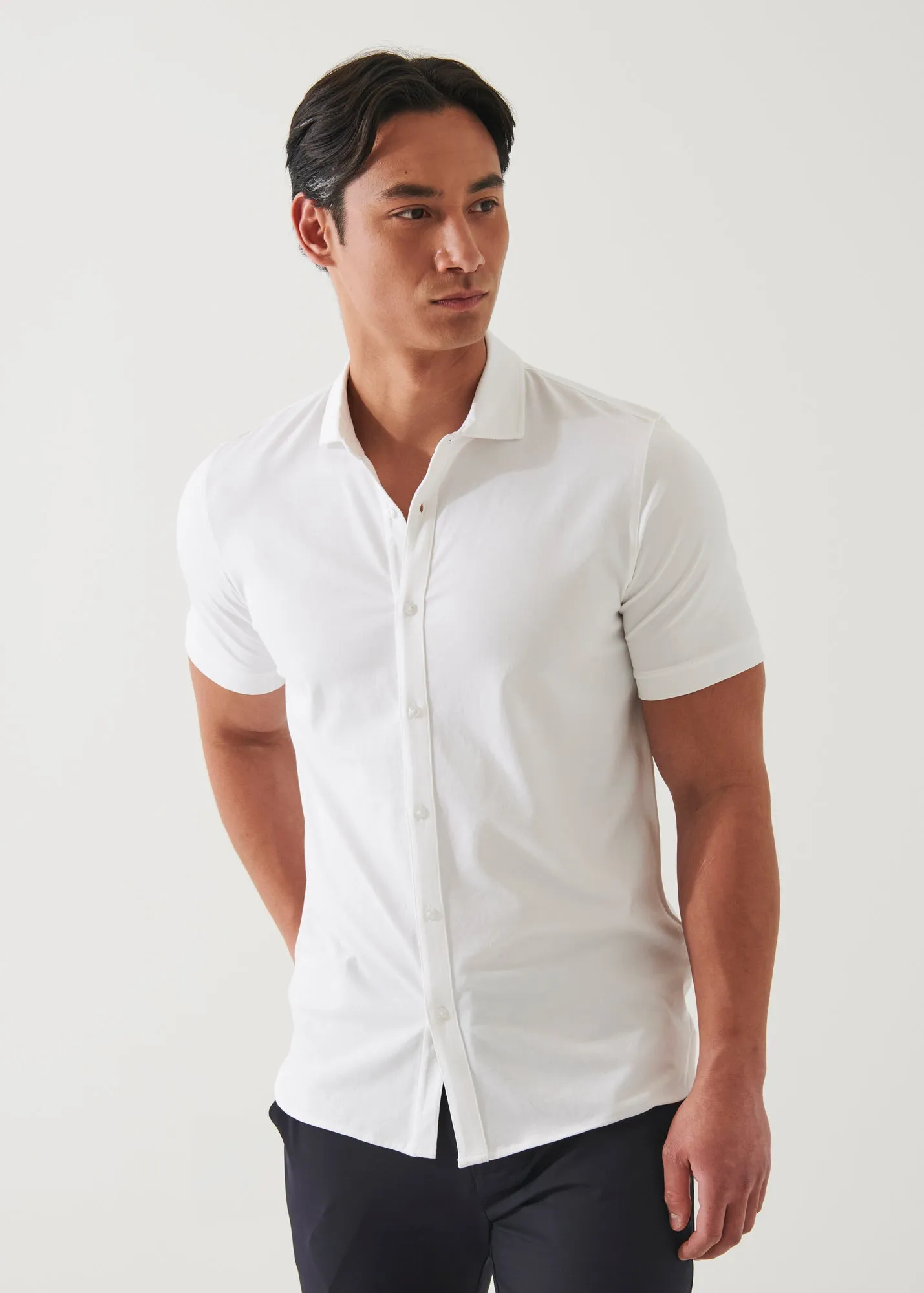 PIMA COTTON STRETCH BUTTON FRONT SHIRT