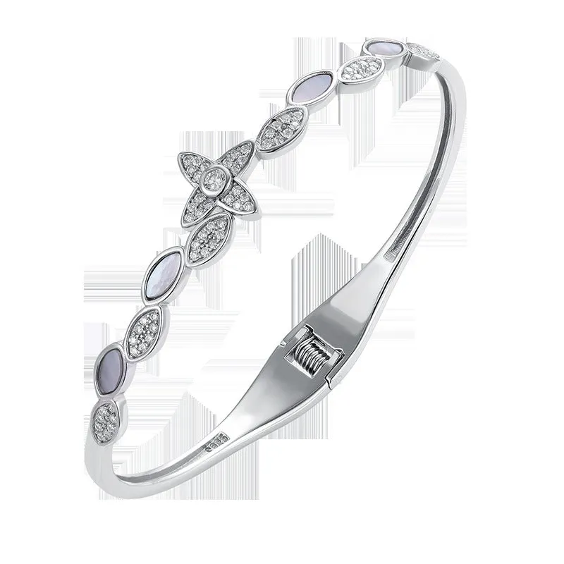 Shell Four Leaf Clover Moissanite Diamond Tennis Bracelet