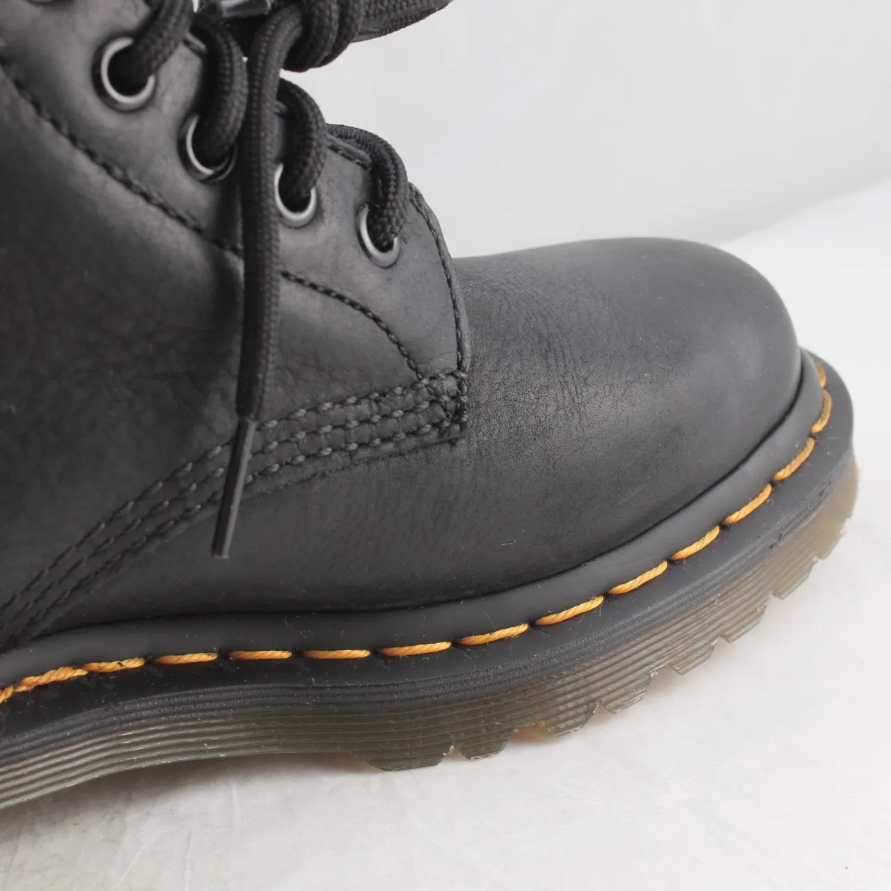 Womens Dr.Martens Serena 8 Eyelet Shearling Boot Black Leather